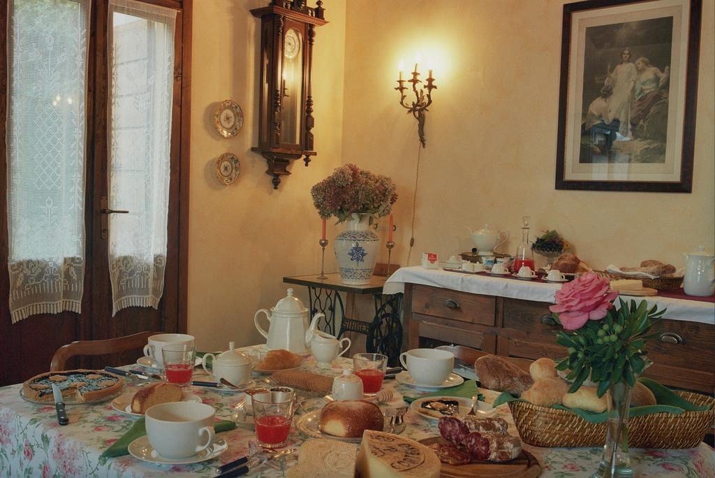 Casa Visnenza Bed&Breakfast Capo di Ponte Esterno foto
