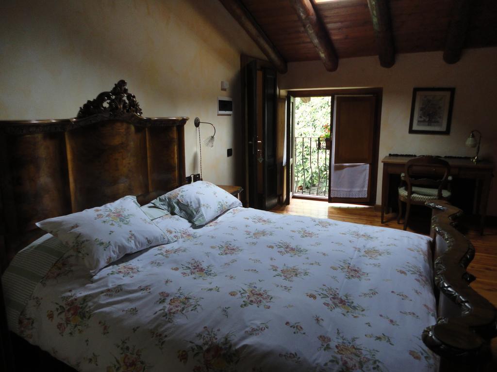 Casa Visnenza Bed&Breakfast Capo di Ponte Camera foto