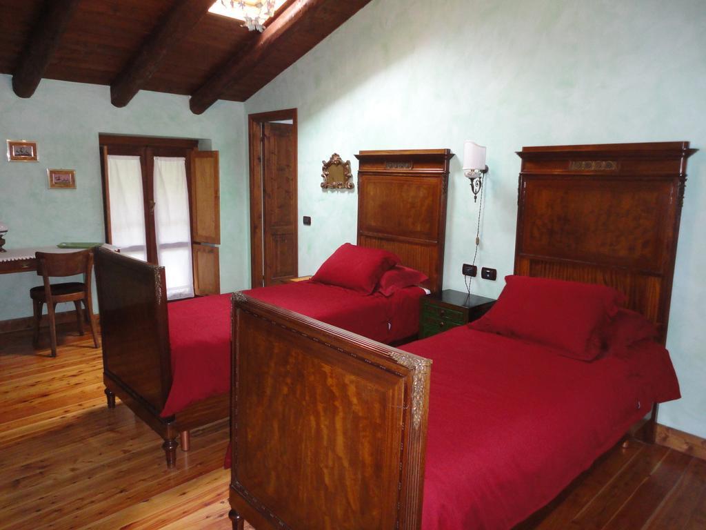 Casa Visnenza Bed&Breakfast Capo di Ponte Camera foto