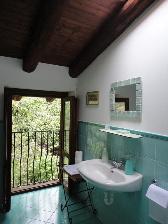 Casa Visnenza Bed&Breakfast Capo di Ponte Camera foto